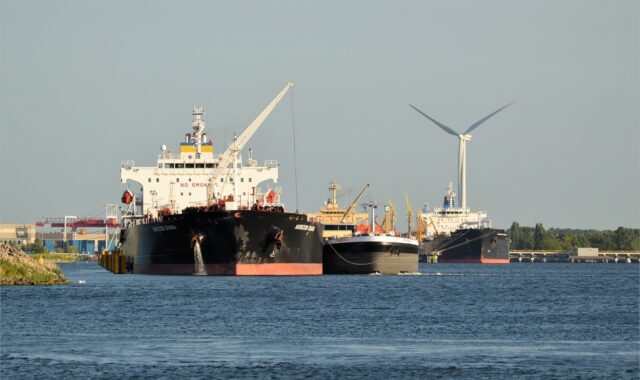 freighter, cargo ship, industry, port, goods, transportation, cargo, nature, shipping, transport, freight, sea, container, industrial, export, harbor, import, vessel, trade, loading, commercial, dock, carrier, unloading, bulk, nautical, deliver, maritime, trading, commerce, economy, delivery, equipment, haulage, tanker, merchandise, navigation, shipment, storage, ferry, load, distribution, international, logistic, speed, marine, liner, journey
