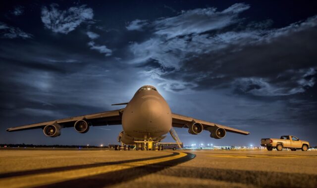 plane, aircraft, airbase, jet, jet aircraft, airport, military transport aircraft, military cargo aircraft, cargo aircraft, evening, night, mcdonnell douglas, boeing c-17 globemaster iii, air force, united states air force, usaf, plane, plane, plane, plane, plane, aircraft, airport, airport, airport, airport