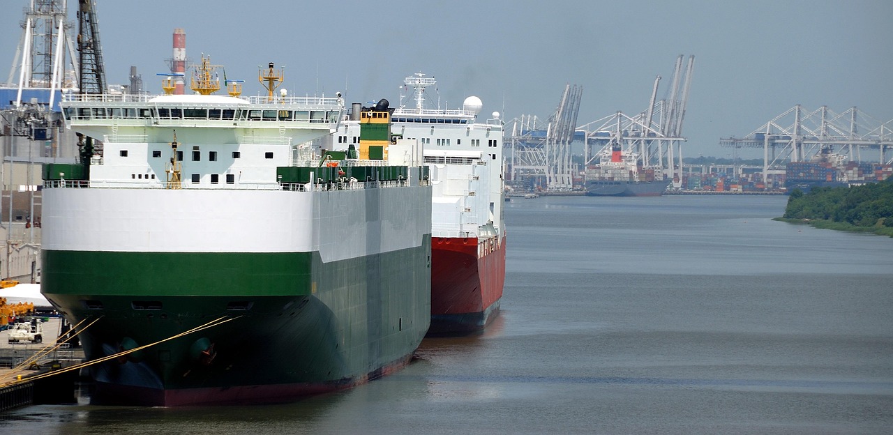 freighter, cargo, ship, transport, transportation, business, shipping, freight, industrial, vessel, industry, nature, export, trade, container, import, logistics, sea, boat, delivery, commerce, harbor, port, global, crane, loading, dock, shipyard, terminal, storage, blue global, blue industry